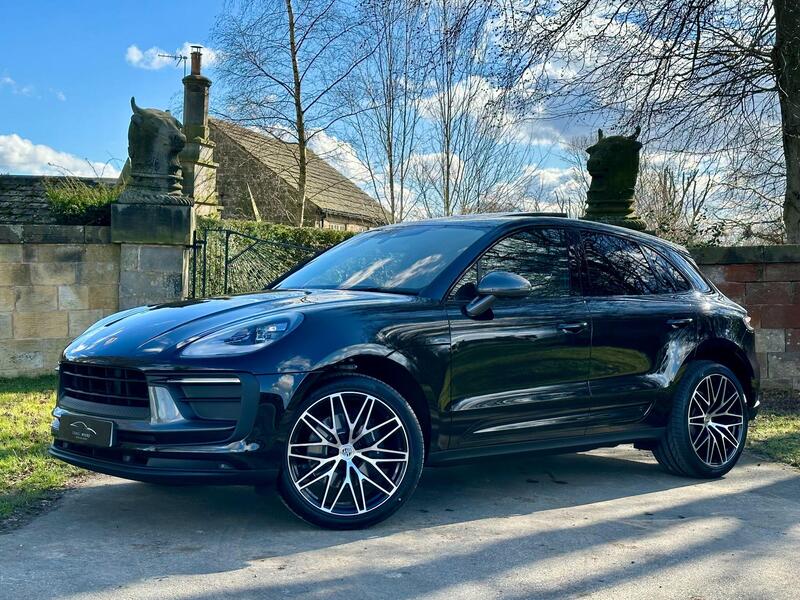 Porsche Macan view 6