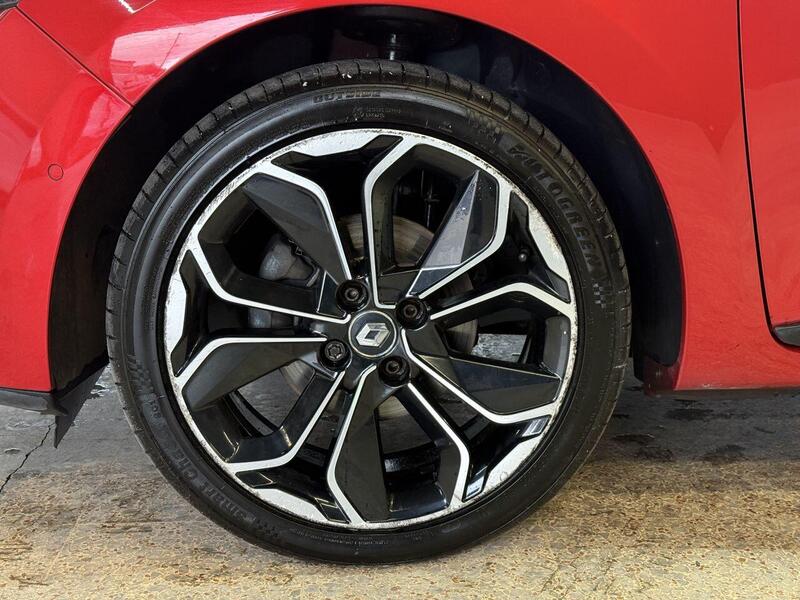 Renault Clio view 42