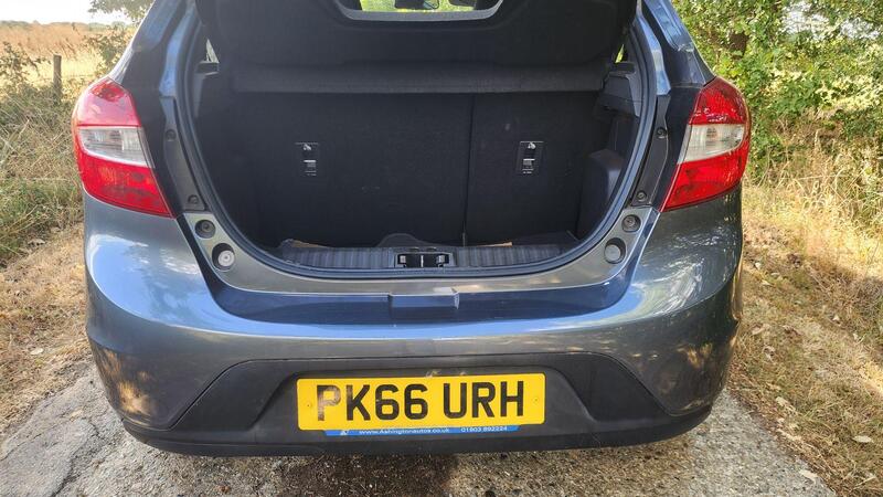 2016 Ford Ka+ — photo 16