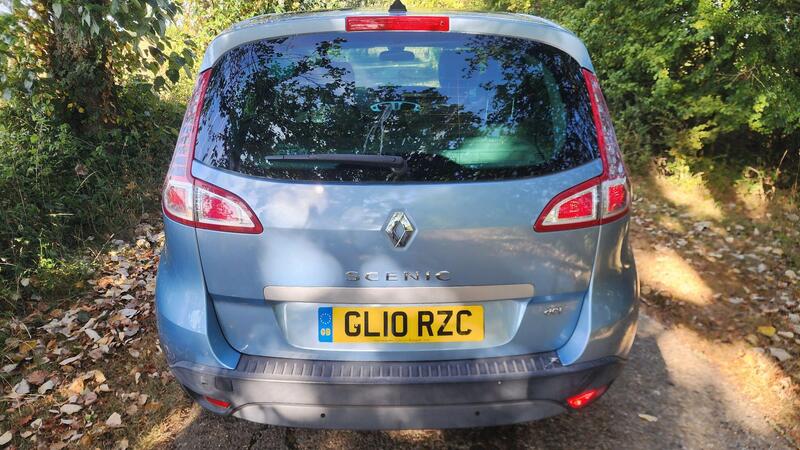 2010 Renault Scenic — photo 8
