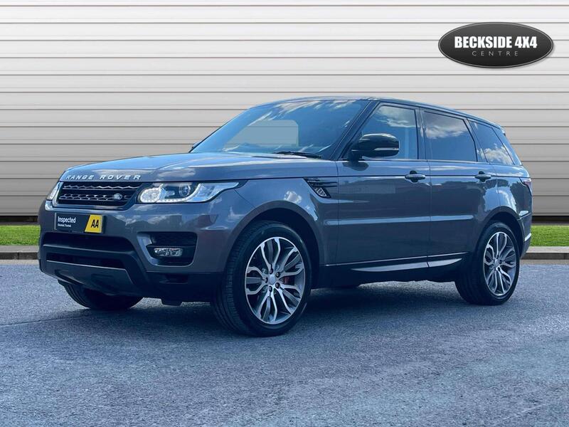 Land Rover Range Rover Sport view 3