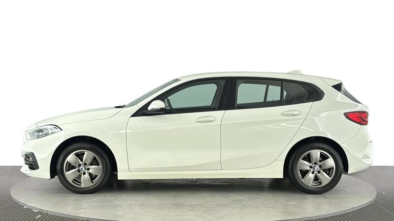 BMW 1 Series view 7