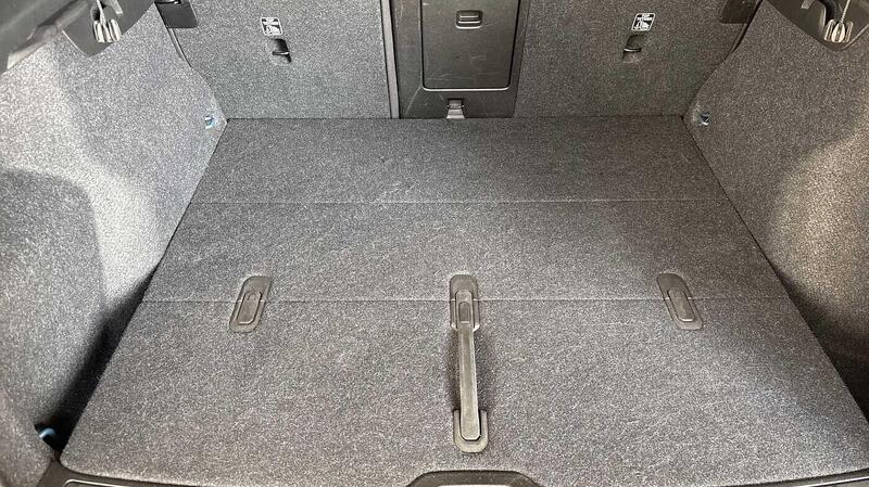 Volvo XC40 view 5