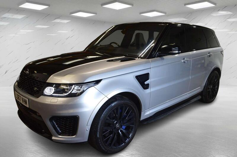 Land Rover Range Rover Sport view 3