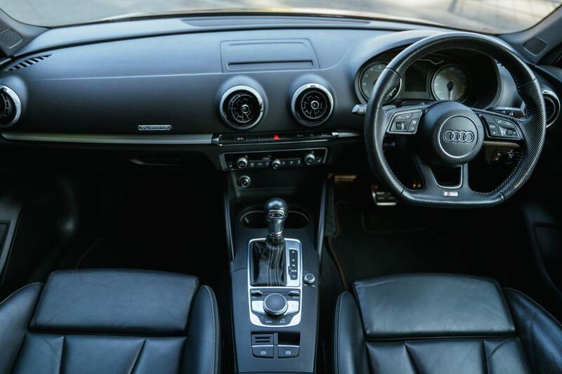 Audi Audi S3 view 2