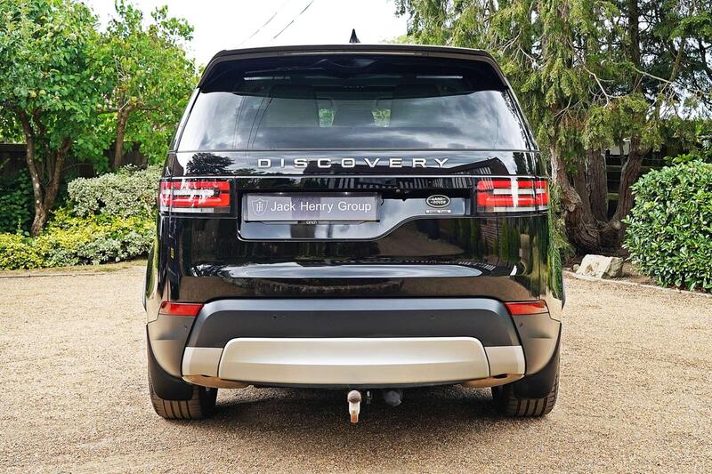 Land Rover Discovery view 5