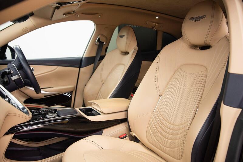 Aston Martin DBX view 4