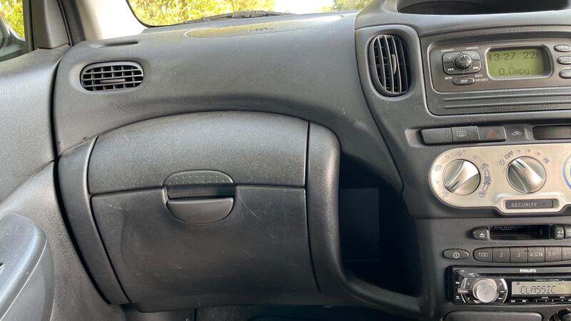 2005 Toyota Yaris Verso — photo 33
