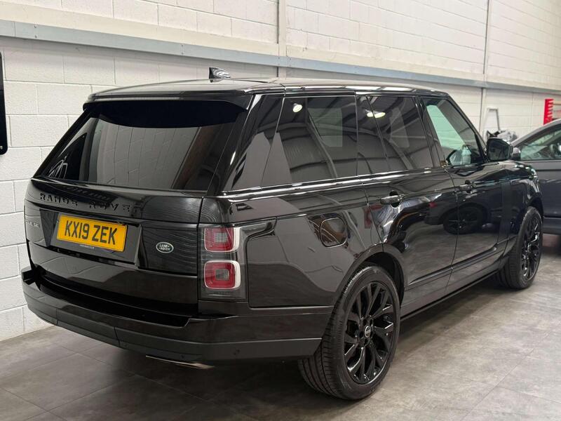 Land Rover Range Rover view 6