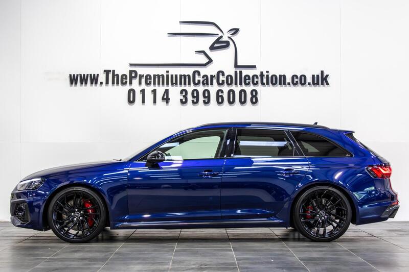 Audi RS4 view 5