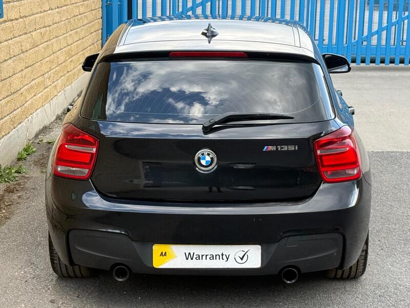 BMW 1 Series view 4