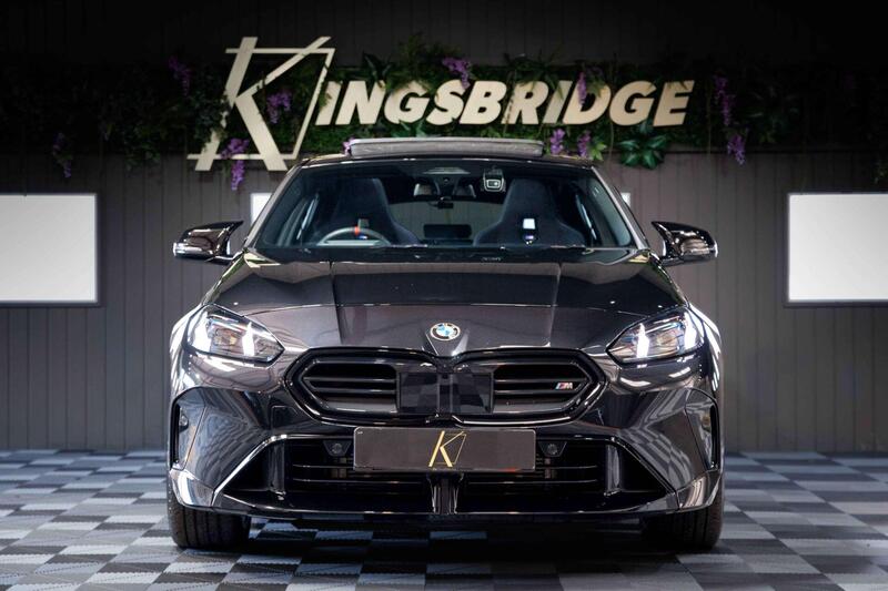 BMW 1 Series view 4