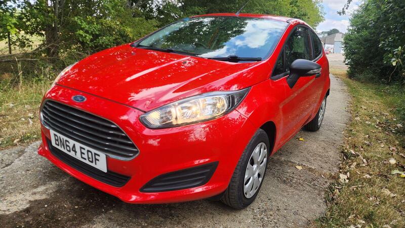 2014 Ford Fiesta — photo 2