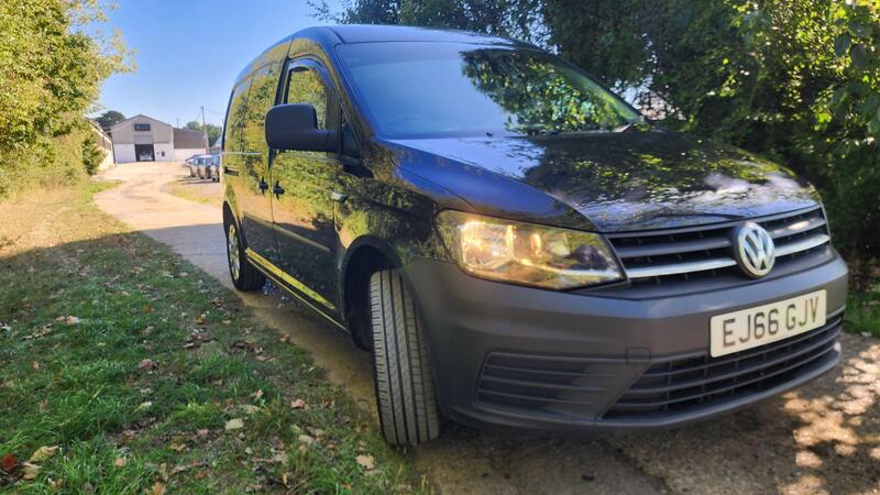 2016 Volkswagen Caddy Maxi — photo 21