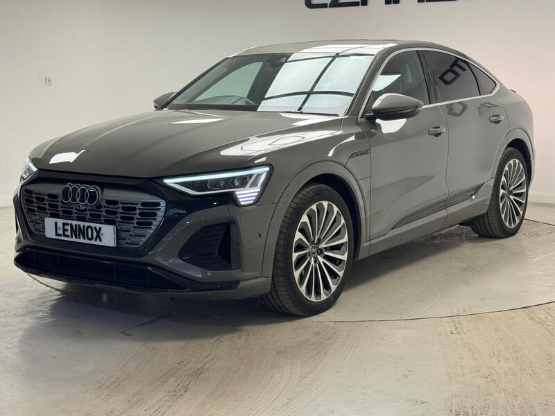 Audi Q8 E-Tron view 3
