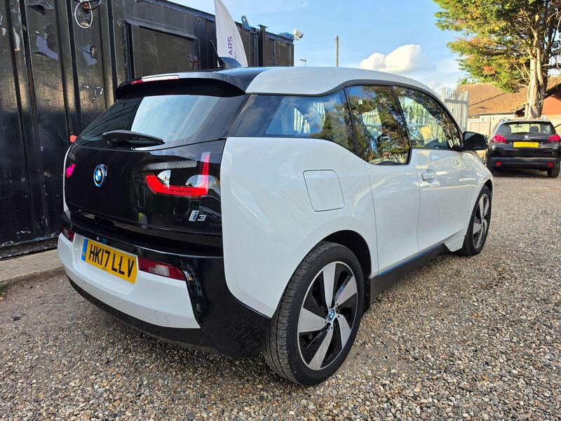 BMW i3 33kWh Auto Euro 6 (s/s) 5dr (Range Extender) thumbnail 9