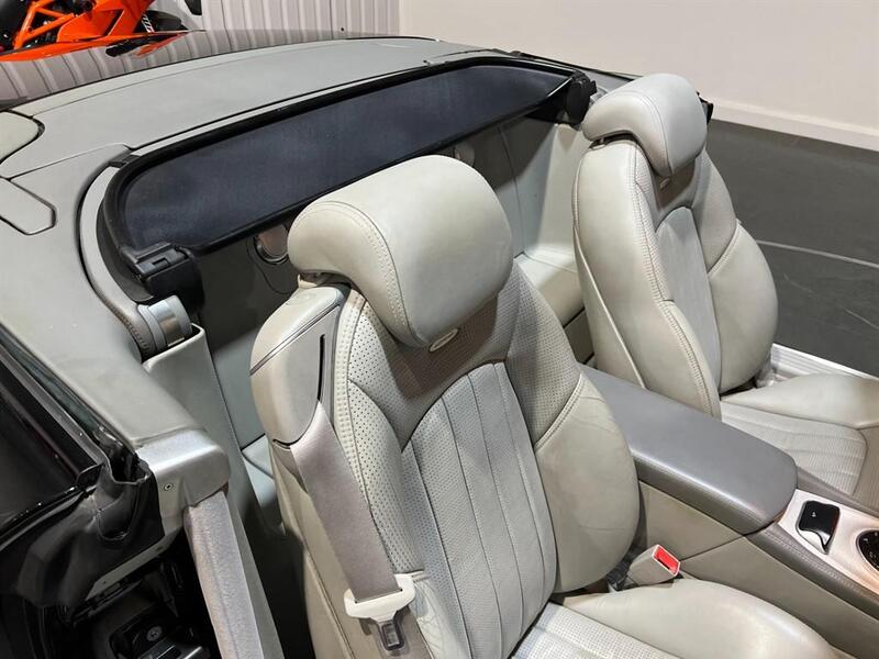 Mercedes-Benz SL view 6