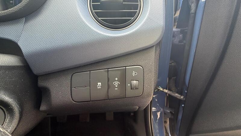 2016 Hyundai i10 — photo 14