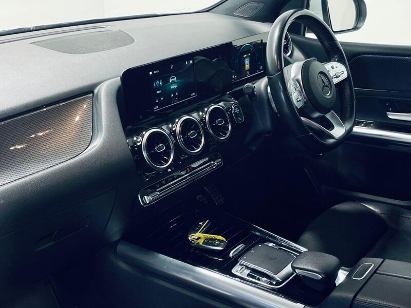 Mercedes-Benz B Class view 5