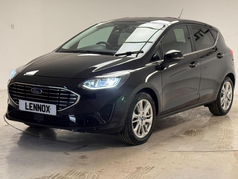 Ford Fiesta view 3