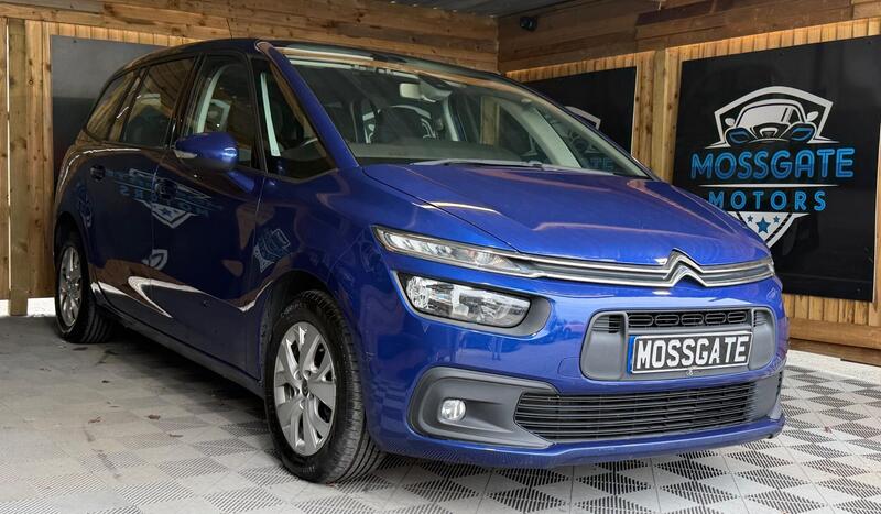 Citroen Grand C4 Picasso view 3