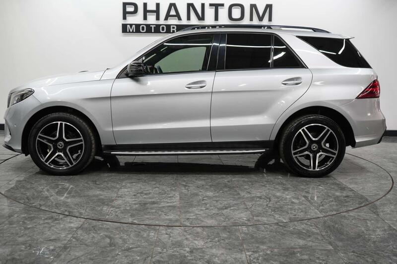 Mercedes-Benz GLE view 3