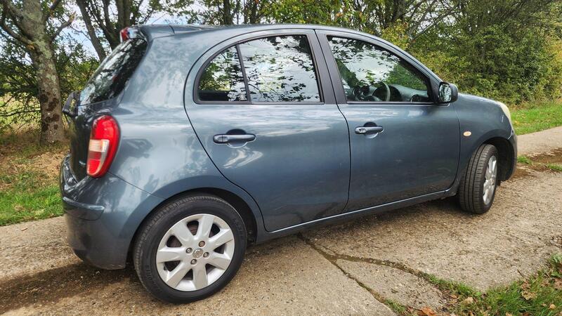 2013 Nissan Micra — photo 16