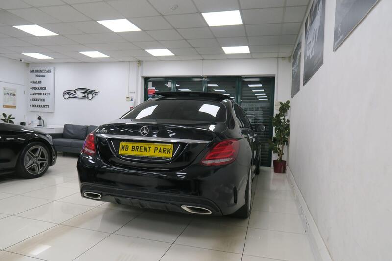 Mercedes-Benz C Class view 6