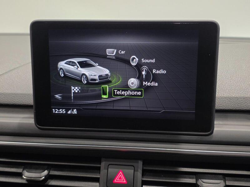 Audi A5 view 16