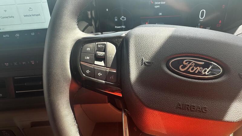 2026 Ford Transit Custom — photo 18