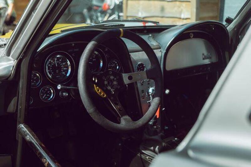 Chevrolet Corvette view 7