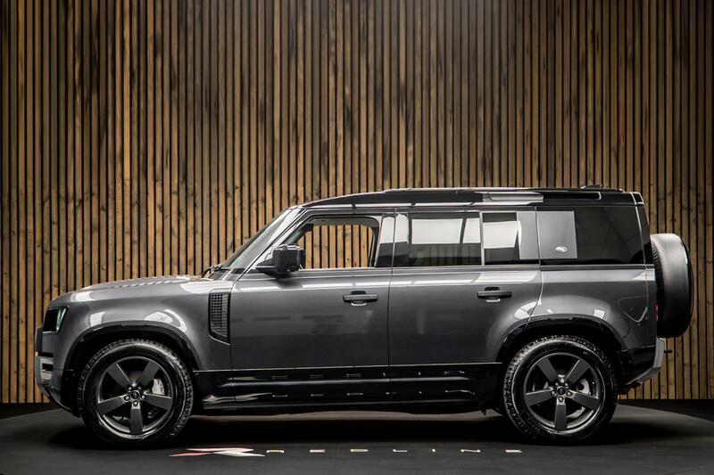 Land Rover Defender view 7