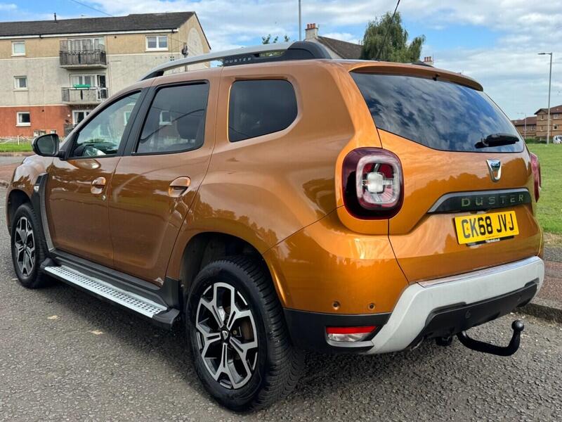 Dacia Duster view 3