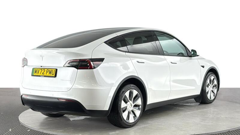 Tesla Model Y view 4