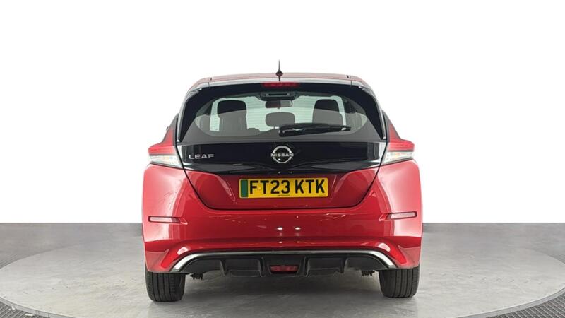 Nissan Leaf view 5