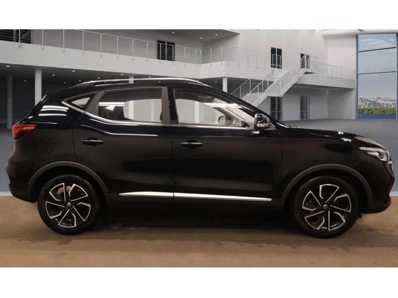 MG ZS view 4