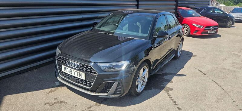 Audi A1 view 4