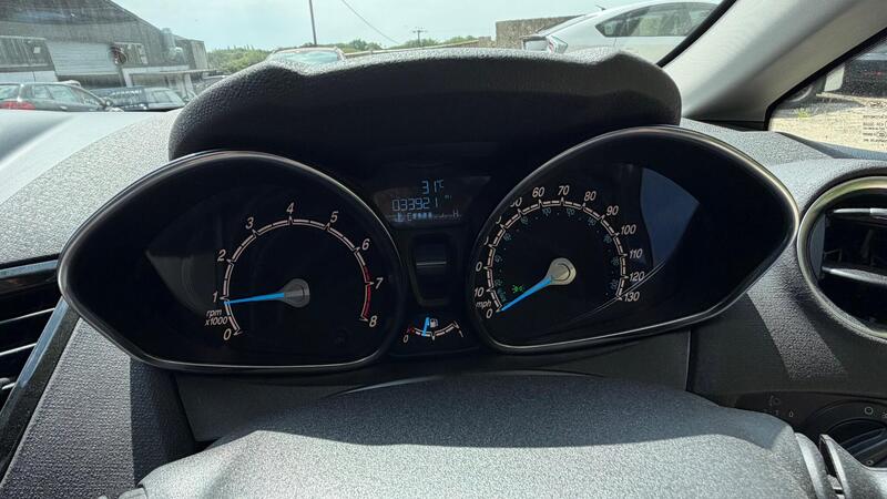 2014 Ford Fiesta — photo 19