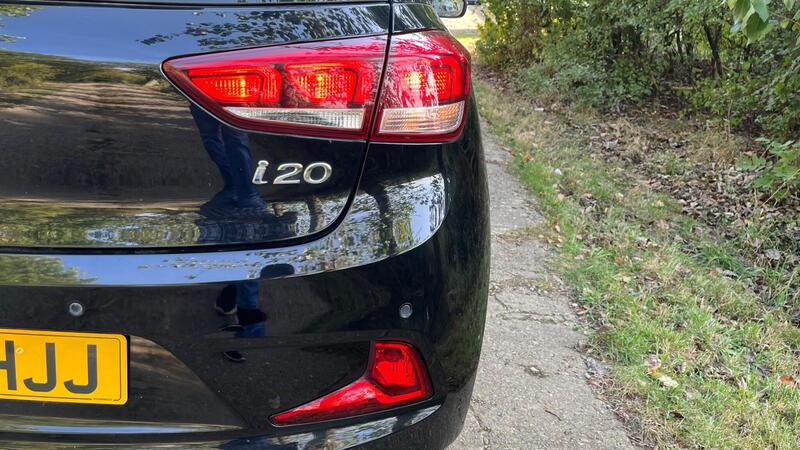 2017 Hyundai i20 — photo 23