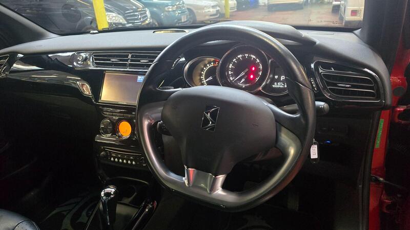 Citroen DS3 view 4
