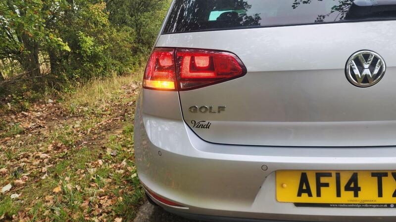 2014 Volkswagen Golf — photo 21