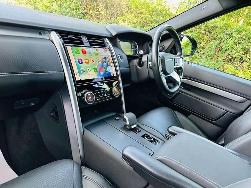 Land Rover Discovery view 6
