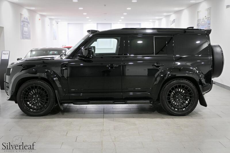 Land Rover Defender 110 view 4
