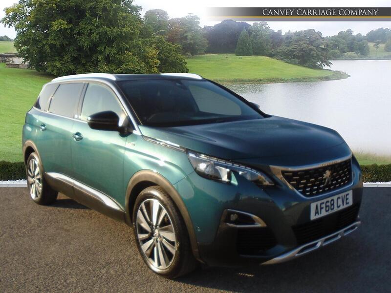 2018 Peugeot 5008 in Green for sale