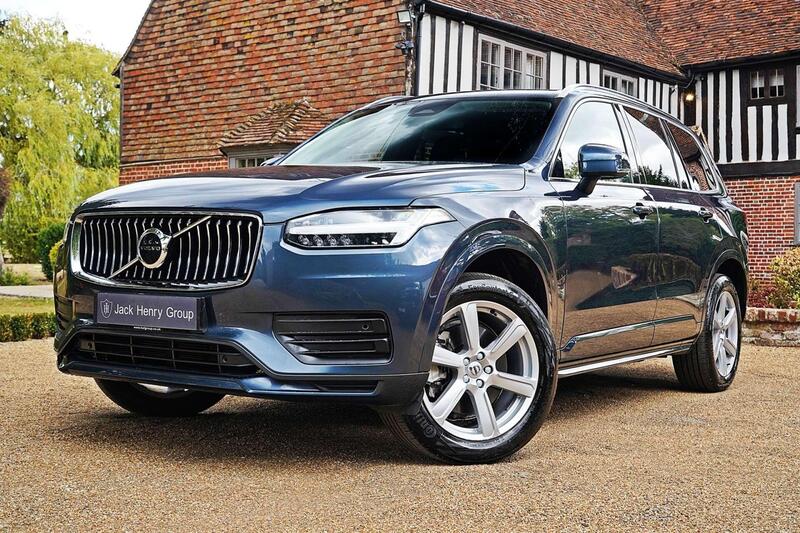 Volvo XC90 main image