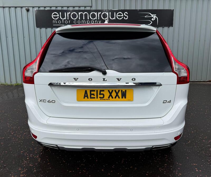 Volvo XC60 view 5