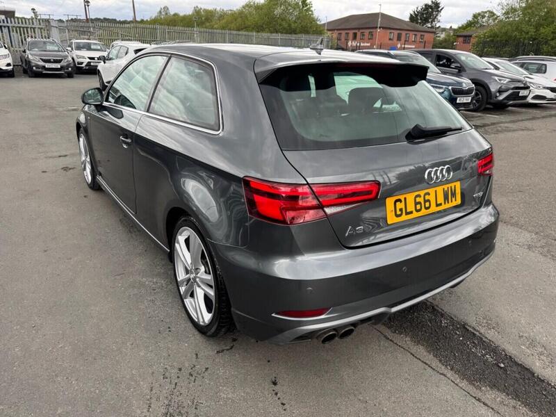 Audi A3 view 4