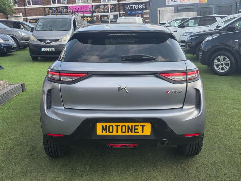 DS Automobiles DS 3 Crossback view 6
