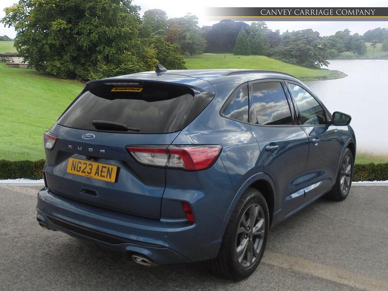 Ford Kuga view 3