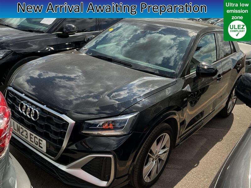 Audi Q2 main image